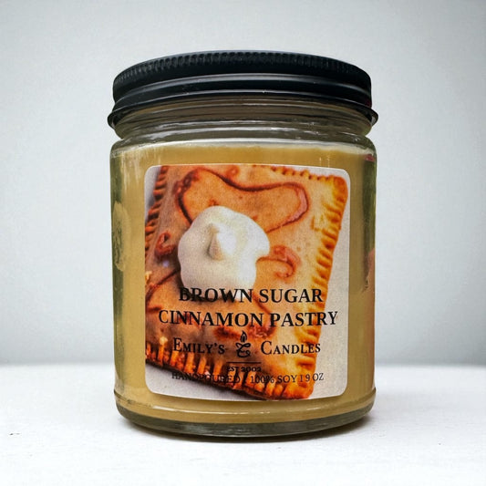 9 Oz Soy Candle Brown Sugar & Cinnamon Pastry