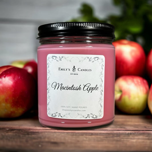 9 Oz Soy Candle Macintosh Apple